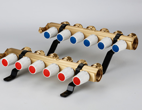 丰满少妇被猛烈高清播放